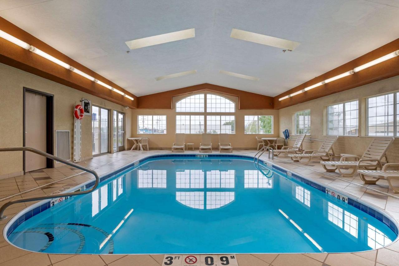 Comfort Suites Колумбус Экстерьер фото