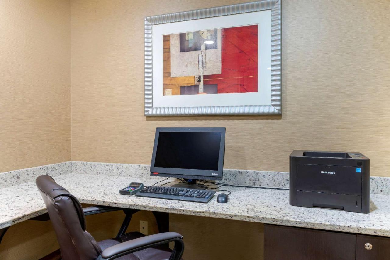 Comfort Suites Колумбус Экстерьер фото