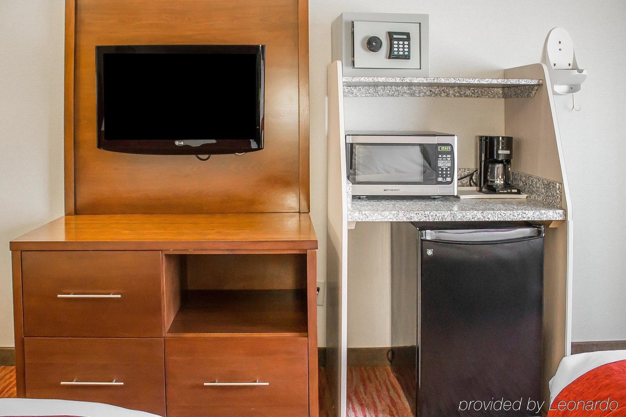 Comfort Suites Колумбус Экстерьер фото