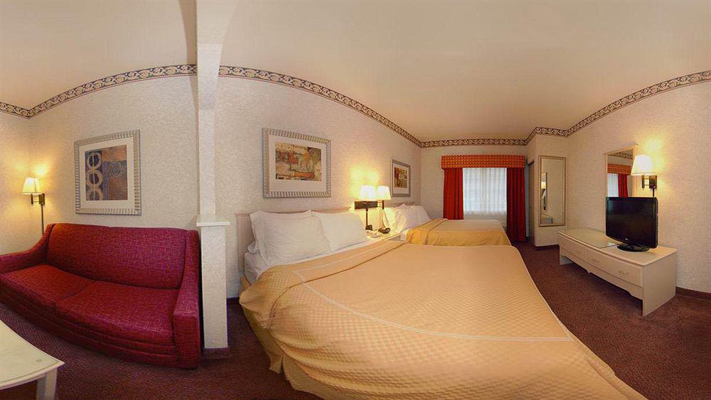 Comfort Suites Колумбус Экстерьер фото